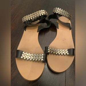 J Crew women’s black leather sandals with Metal Link ankle closure. Size 8.